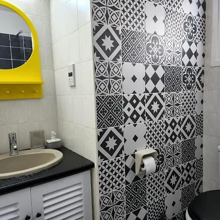 דירה Lazuli Frida Two Bedroom לרנקה