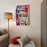 アパート Lazuli Frida Two Bedroom ラルナカ