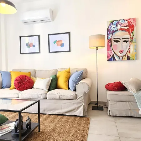 Apartment Frida's Cozy Two Bedroom *