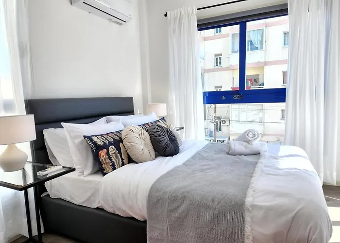 Lazuli Frida Two Bedroom * Ларнака