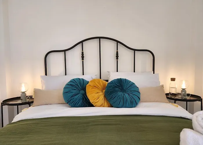 아파트 Lazuli Frida Two Bedroom 라르나카